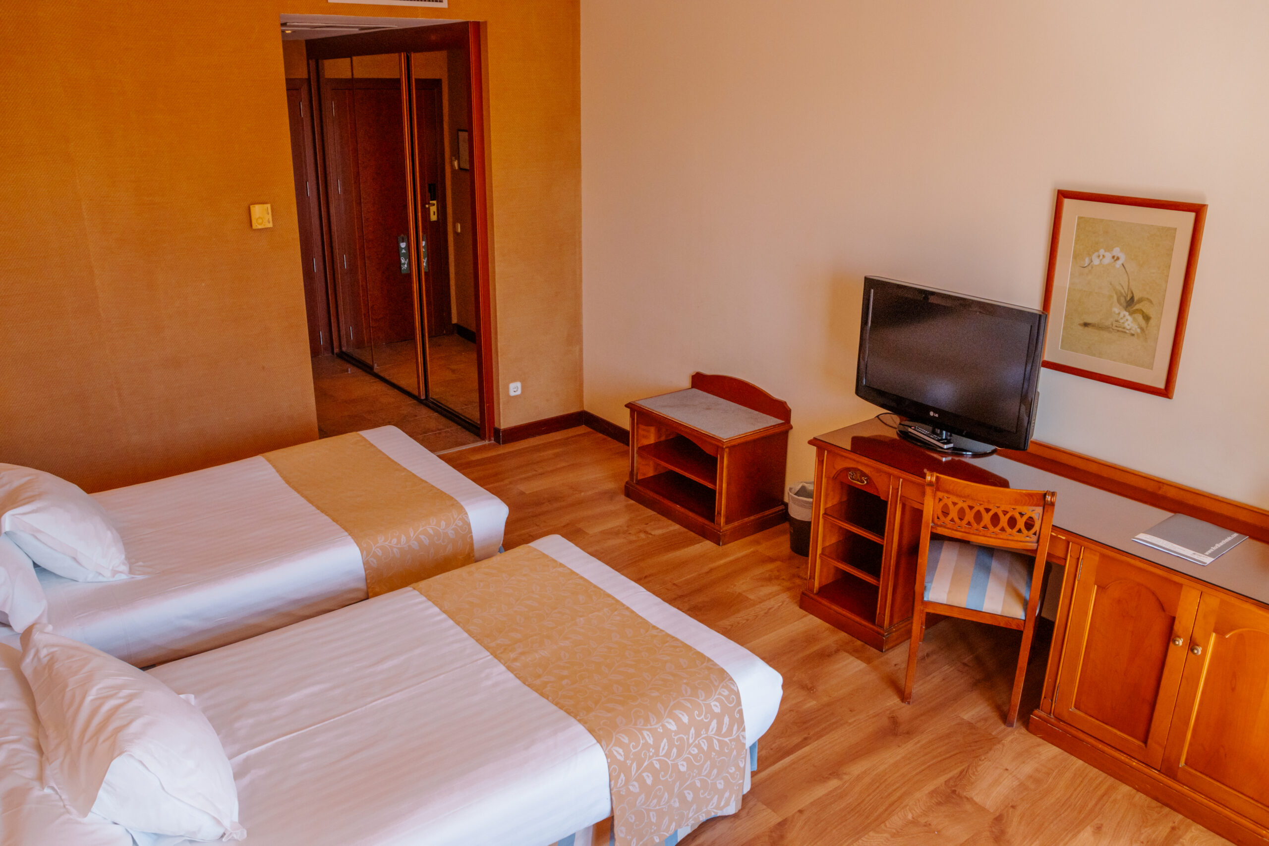 HOTEL TERMES MONTBRIO habitaciones Premium con terraza