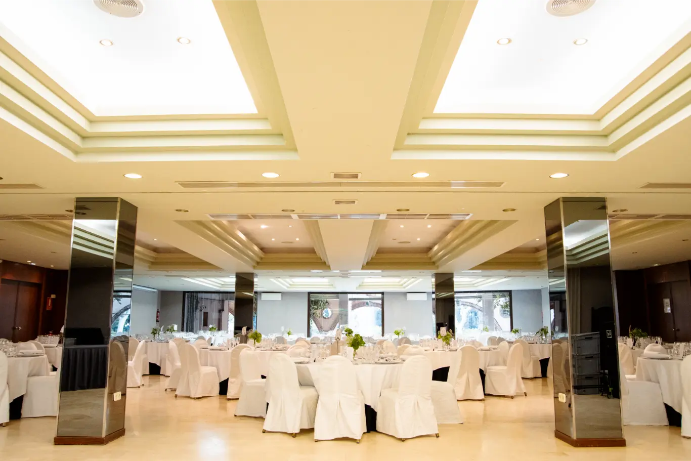 HOTEL TERMES MONTBRIO EVENTOS BANQUETES HOTEL TERMES MONTBRIO EVENTOS BANQUETES