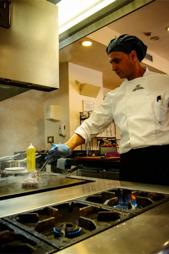 HOTEL TERMES MONTBRIÓ GASTRONOMIA RESTAURANTE ()