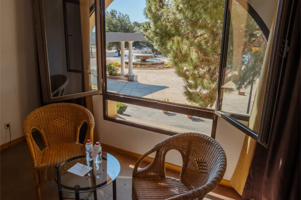 HOTEL TERMES MONTBRIO habitaciones Estandar