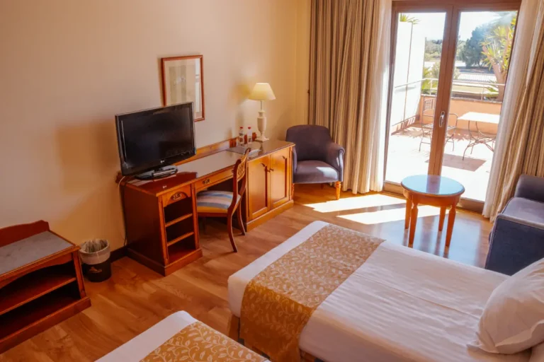 HOTEL TERMES MONTBRIO habitaciones Premium con terraza