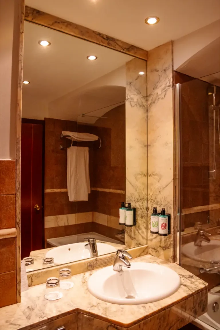 HOTEL TERMES MONTBRIO habitaciones Triple Superior